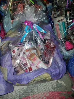 Easter make up baskets
