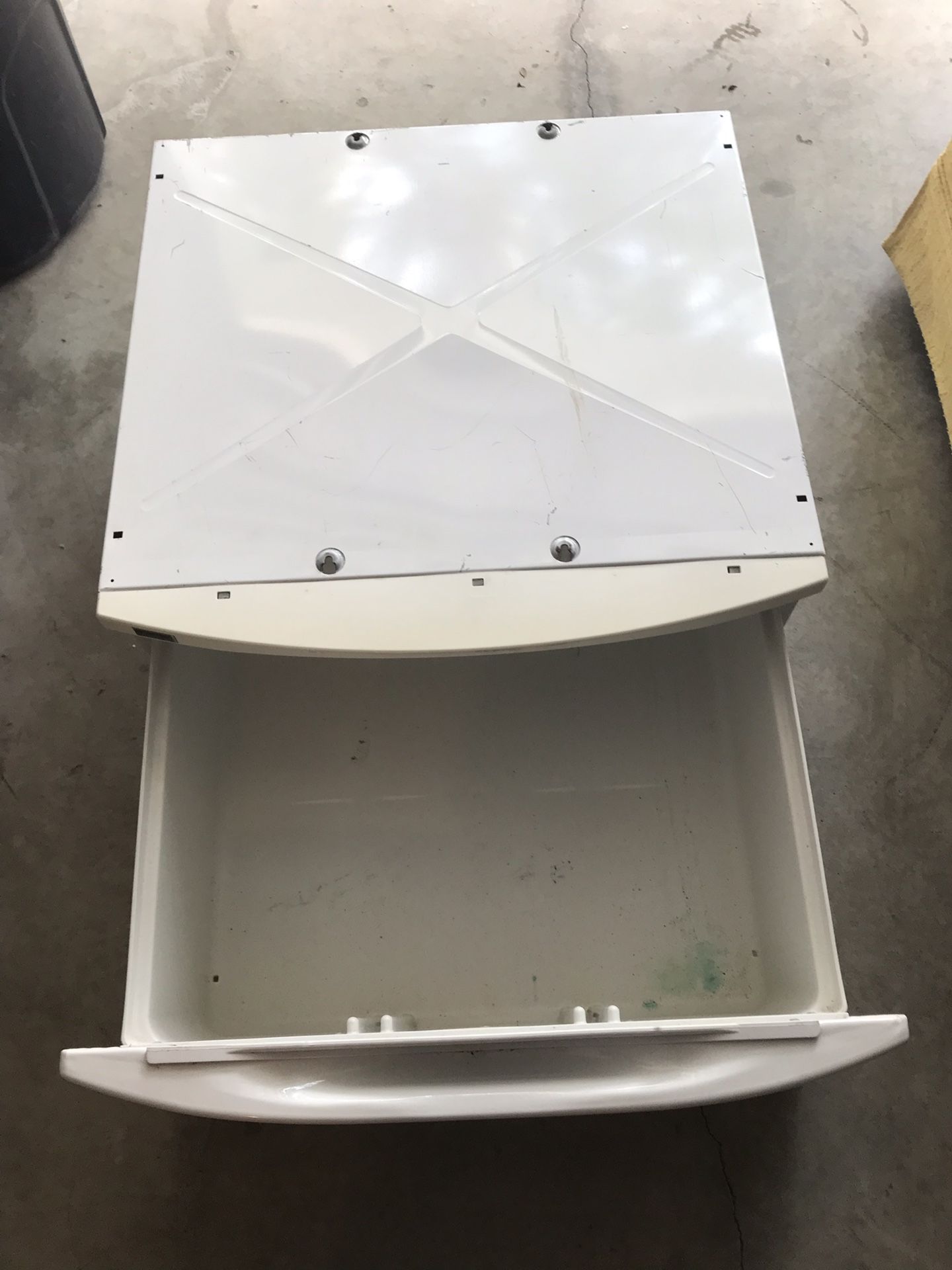 Kenmore Elite laundry pedestal with storage for Sale in Kissimmee, FL