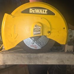 DEWALT TABLE SAW