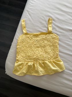Women’s old navy blouse