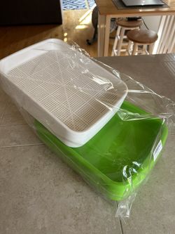 ture Rechargeable Color Bla 14 Pack Seed Sprouter Trays, Microgreens Growing Trays Kit ck Power Source Batter
