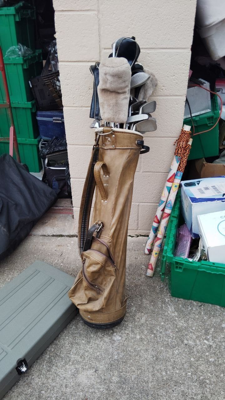 Complete Set Of Left Handed Golf Clubs