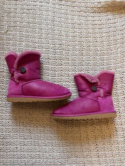 Ugg women’s boots size 5