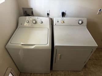 GE Washer and Dryer Set