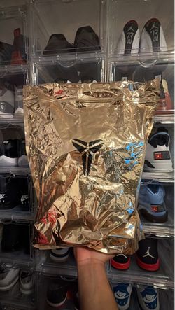 Kobe 4 Draft Day Mystery Pack