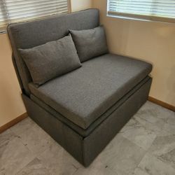 Pull Out Sofa/Bed