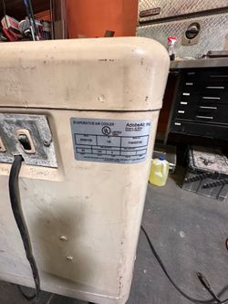 Portable swamp cooler on wheels