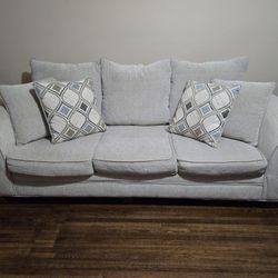 Couch/Sofa