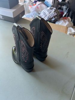 Kids boots