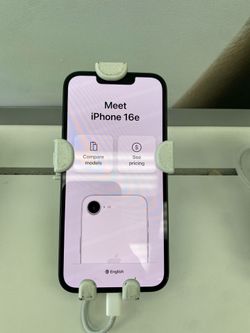 iPhone 16e