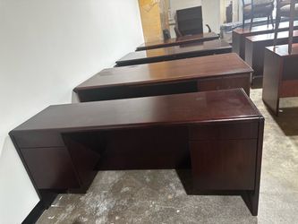 OFFICE/HOME DESK COMPUTER DESK