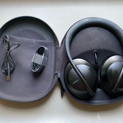 Bose Headphones 700 Bluetooth Noise Canceling Headphones 