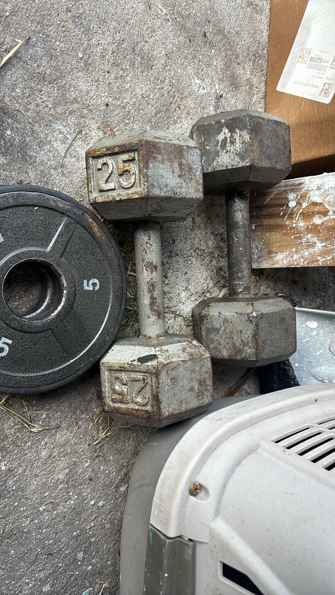 25 Pound Dumbells