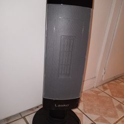 Lansko Heater Portable Works Great Has A Remote
