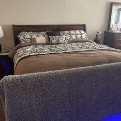 King Size Heavy Bed