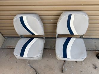 Pair of boat seats