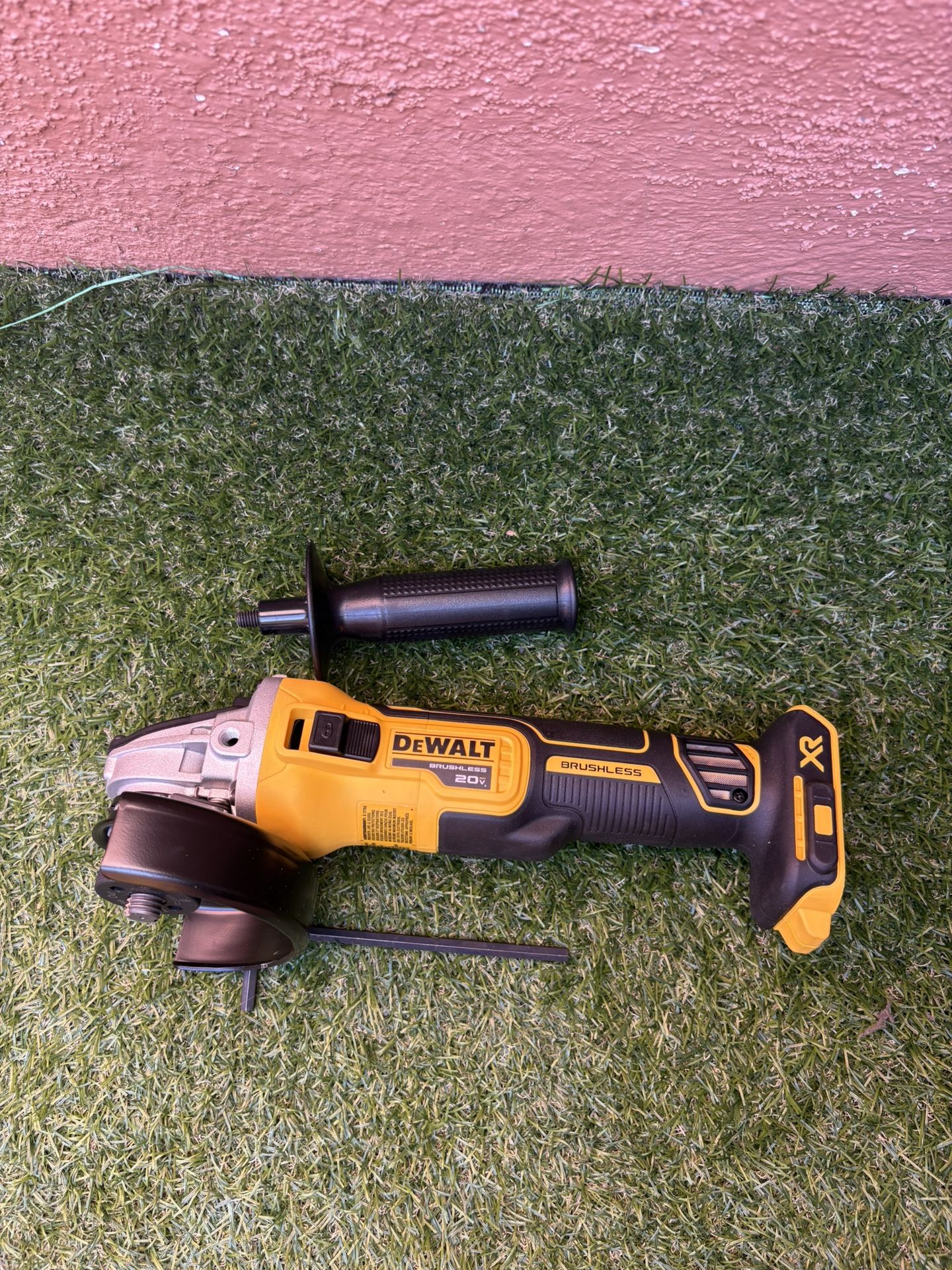 DEWALT 20V MAX XR Cordless Brushless 4.5 in. Slide Switch Small Angle Grinder with Kickback Brake (Tool Only)