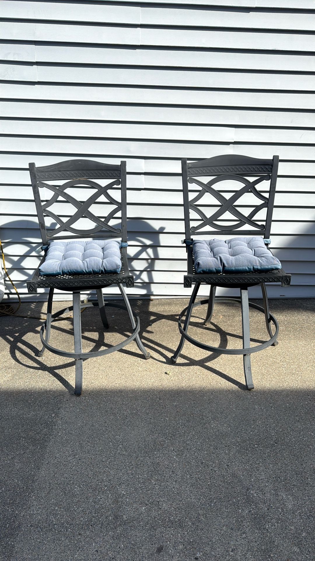 4 Vintage Iron Patio Chairs