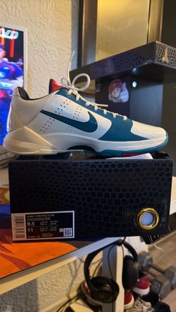 kobe Kobe 5 Protro 'Caitlin Clark Coconut Milk SIZE 9.5