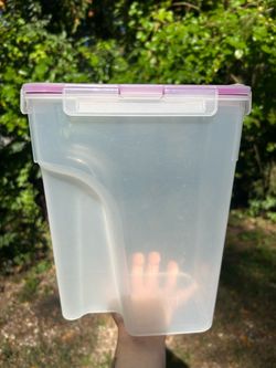 Snapware Cereal Storage Container