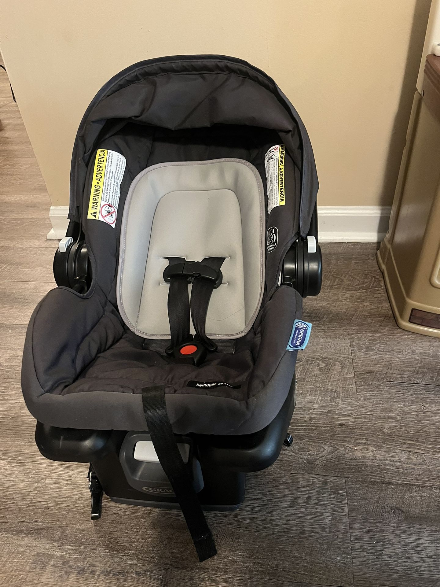 Infant Car seat