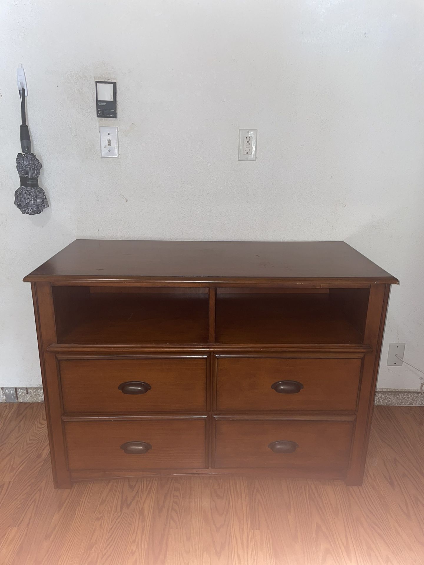 Tv stand with drawers