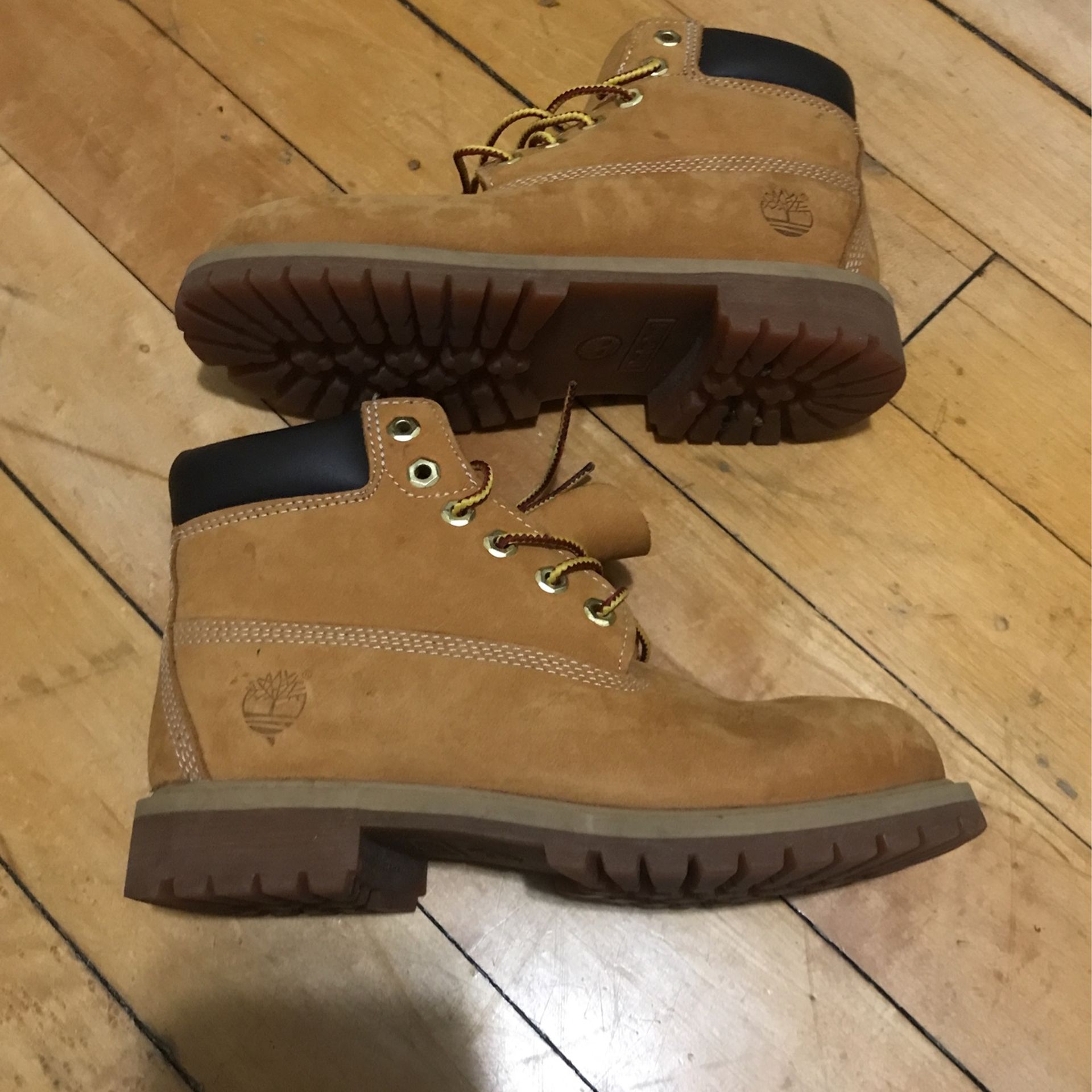 Authentic Timberland Kid Boots Sz 2