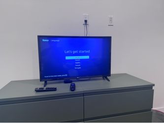 LG Smart TV and Roku Express 4K bundle