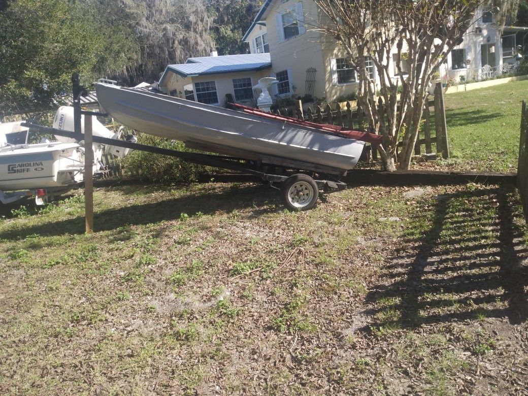12 ft aluminum dinghy row boat for Sale in Inverness, FL OfferUp