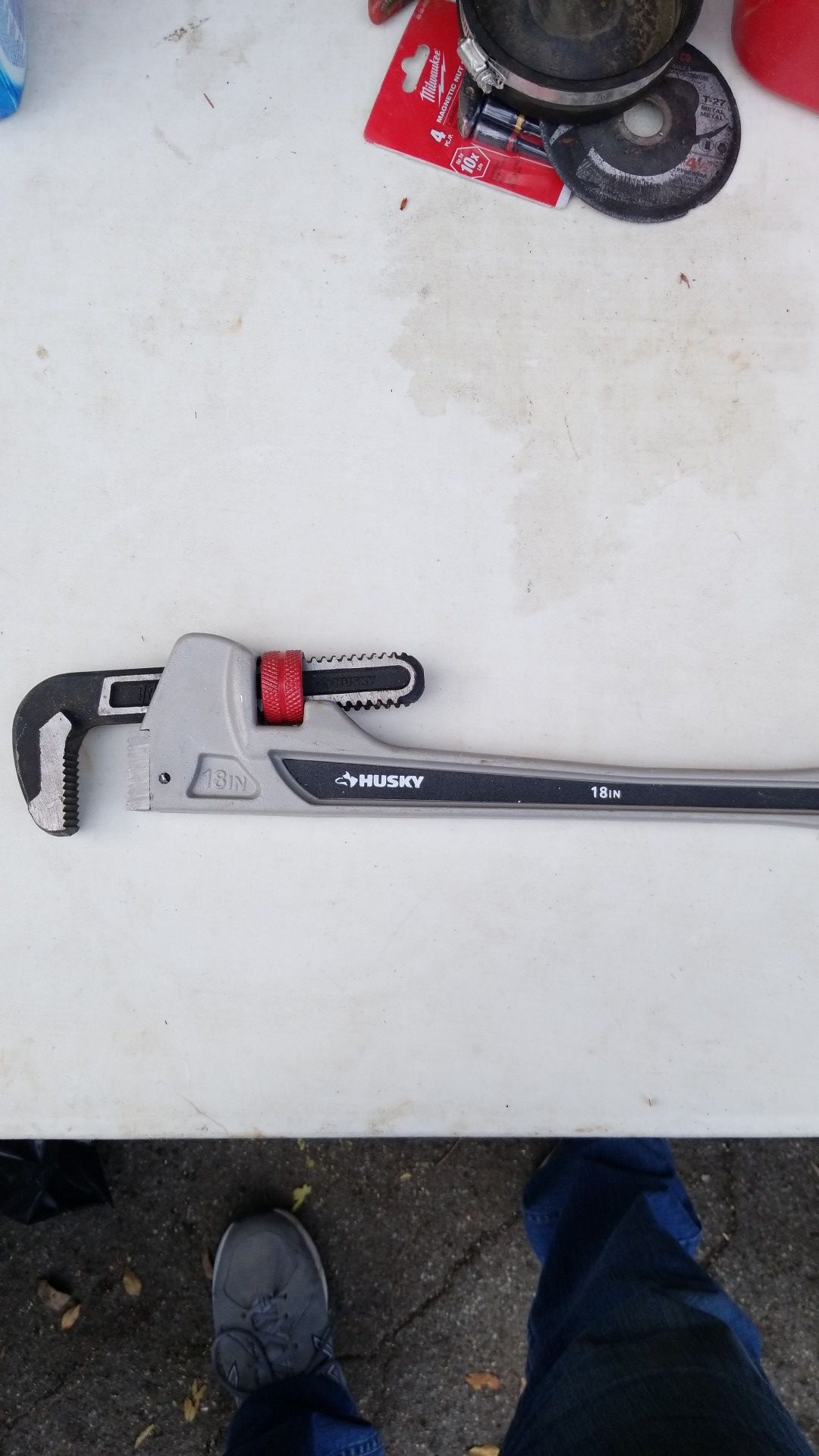 Brand new 18 inch husky pipe wrench aluminium
