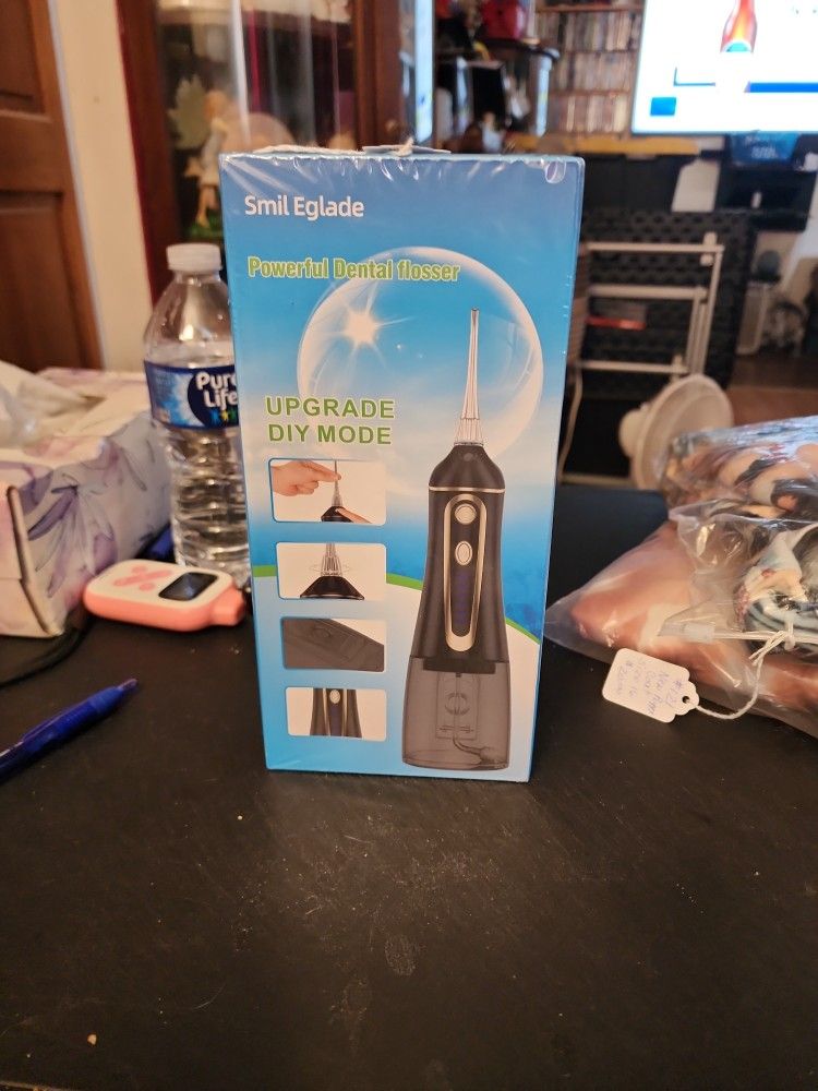 New Powerful Dental Flosser