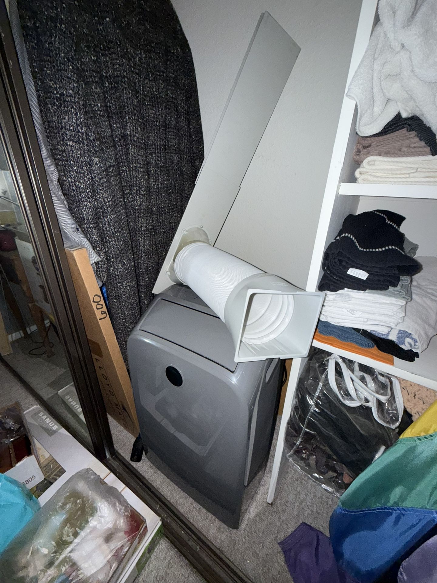 MOVE OUT SALE- Hisense Air Conditioner