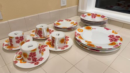 Aussino Floral Porcelain Dinnerware Set for 4 People, 3 Sizes Plates + Mugs Complete Set