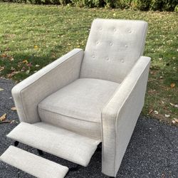 Cream Recliner- Great For Small Spaces (Delivery Available )