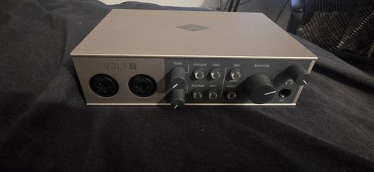 Universal Audio Volt 2 Audio Interface for Windows Mac and Linux