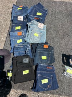 women’s levis