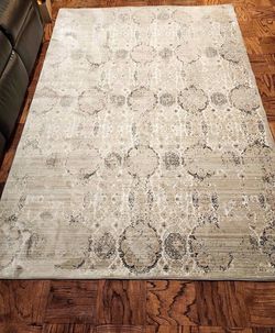 Brand new 5'3 x 7'5 soft microfiber area rug. Firm price