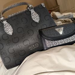 Guess Tote Bag 