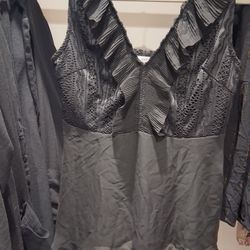 Blusa Negra Delgadita Bonita