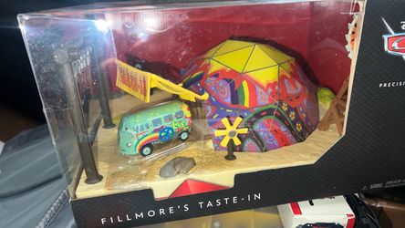 Disney Pixar Cars Precision Series Fillmore's Taste-In Playset NEW Sealed