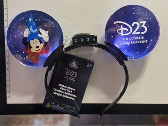 Mickey Mouse Glow Ears 2024