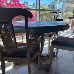 Kitchen Table With Pineapple Design 🍍 