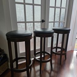 3 Bar Stools 