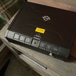 ONNAIS Iron PRO Biometric Fingerprint Gun Safe