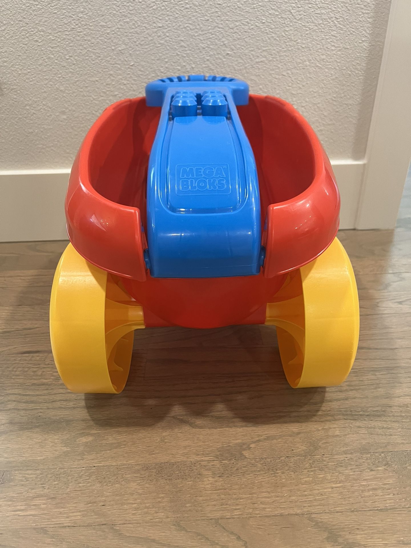 Mega Blocks Wagon