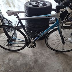 Trek Domane AL 5 Gen 3