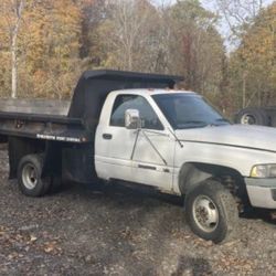 Dodge 3500 Dump …..farm Truck/private Use