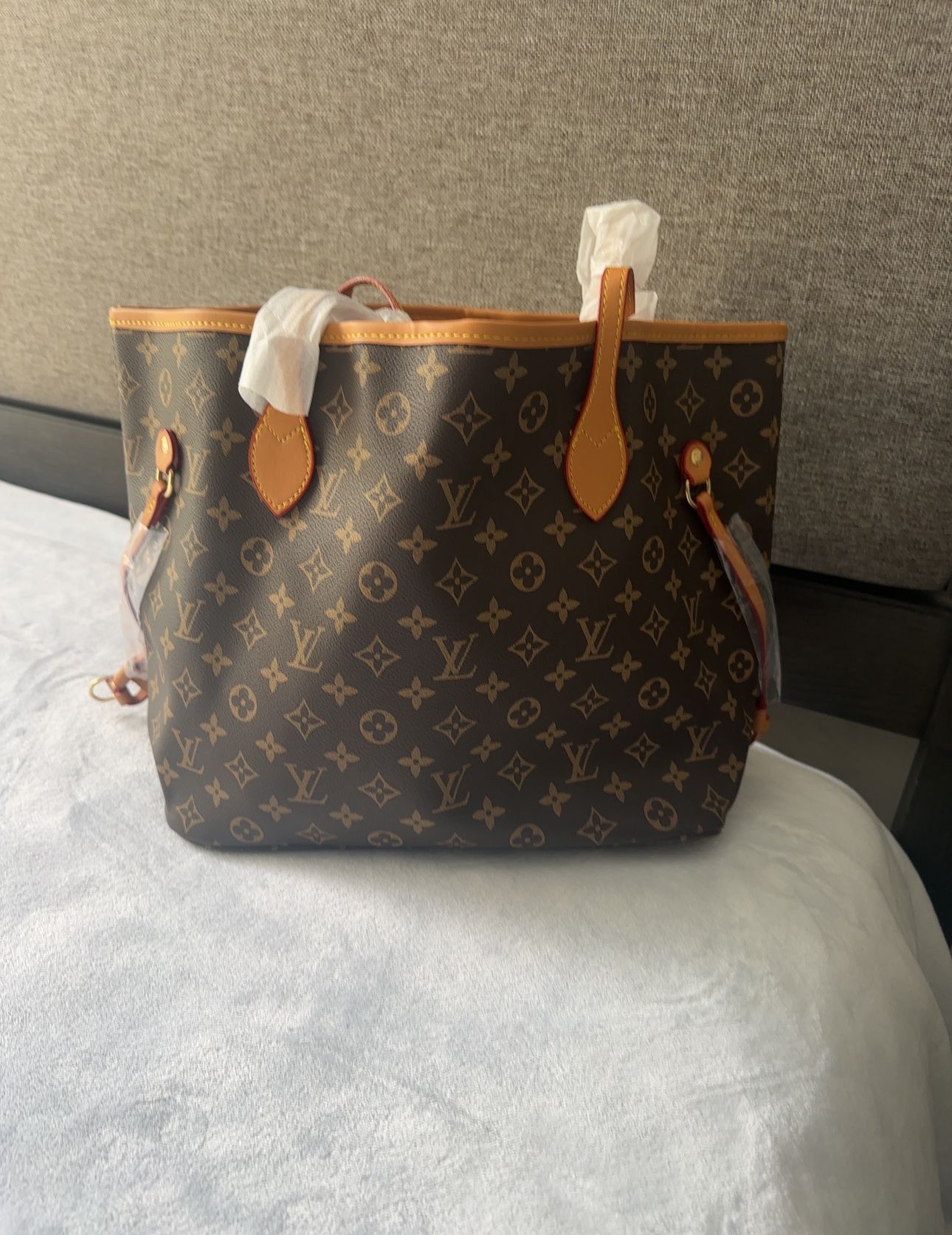 Louis Vuitton Neverfull MM Tote Bag