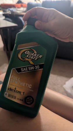 Synthetic car oil