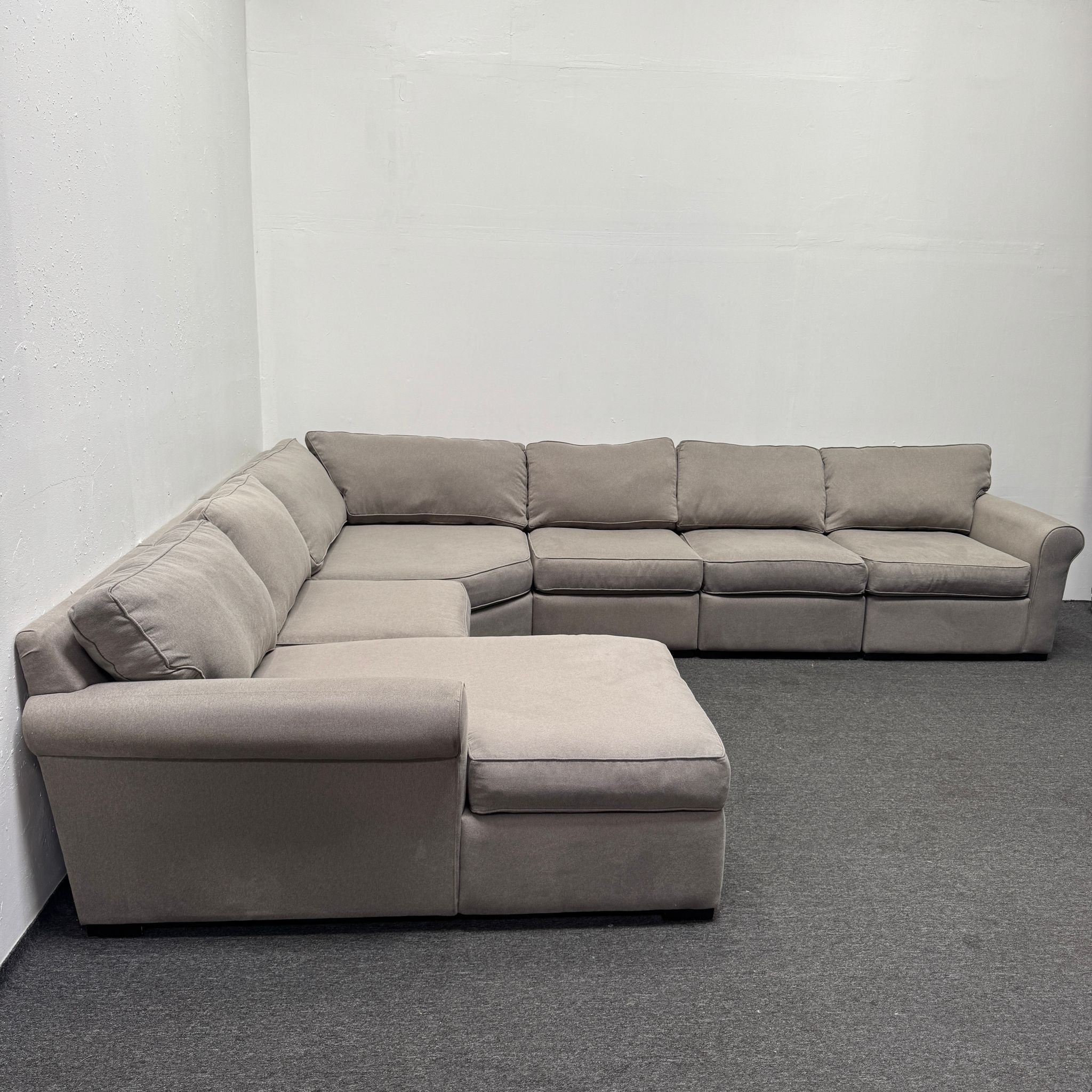 Modular 6 pc Couch by Jonathan Louis - Performace Fabric Gray - 5k Retail